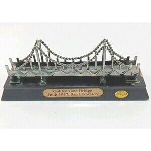 World Famous San Francisco Golden Gate Bridge Replica Souvenir Desk Model